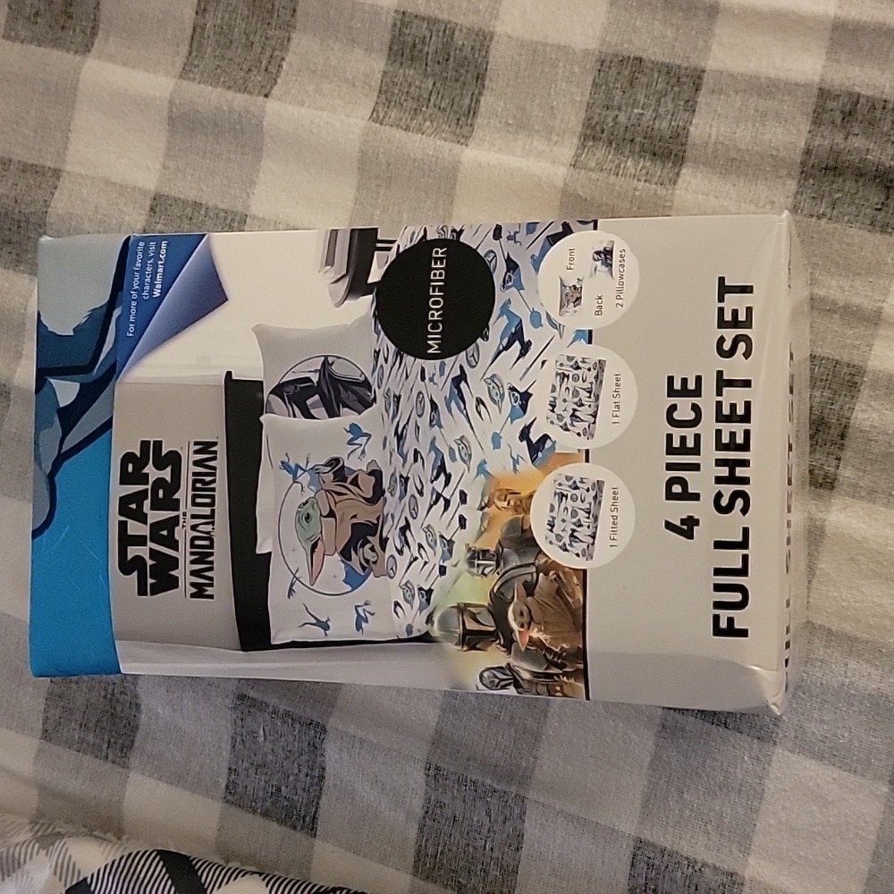 Set of full size sheets